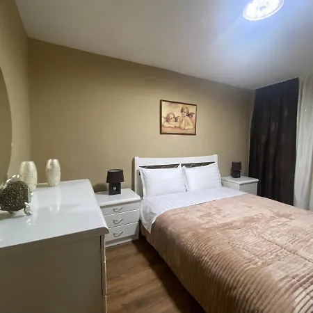 Ring Apartment *